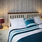 Crystal House 10Min To Manchester City Centre Ideal For Work And Leisure